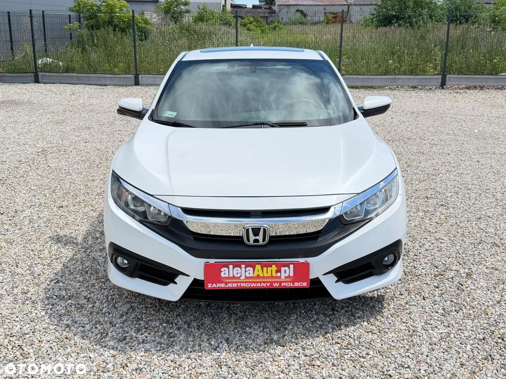 Honda Civic 1.5 i-VTEC Turbo CVT Elegance - 12
