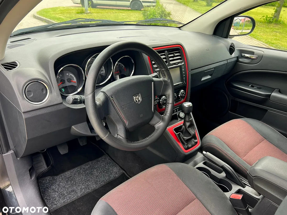 Dodge Caliber 2.0 SXT - 14