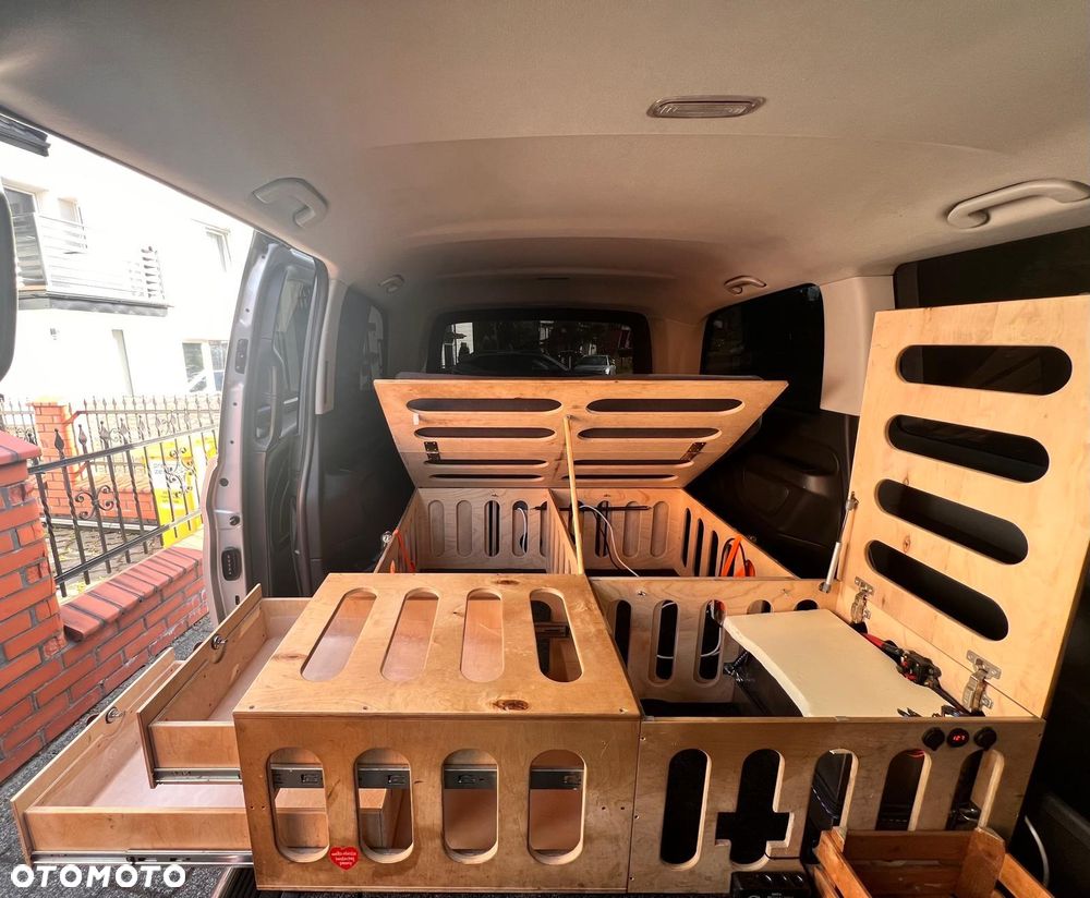 Mercedes-Benz Vito Tourer Base 447.701 - 10