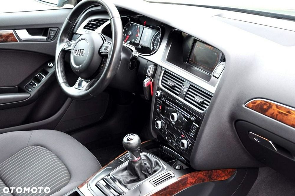 Audi A4 Avant - 26