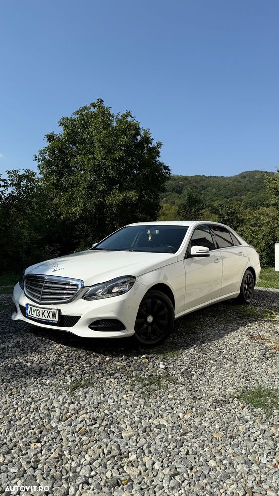Mercedes-Benz E 200 T BlueTEC 7G-TRONIC Elegance - 1