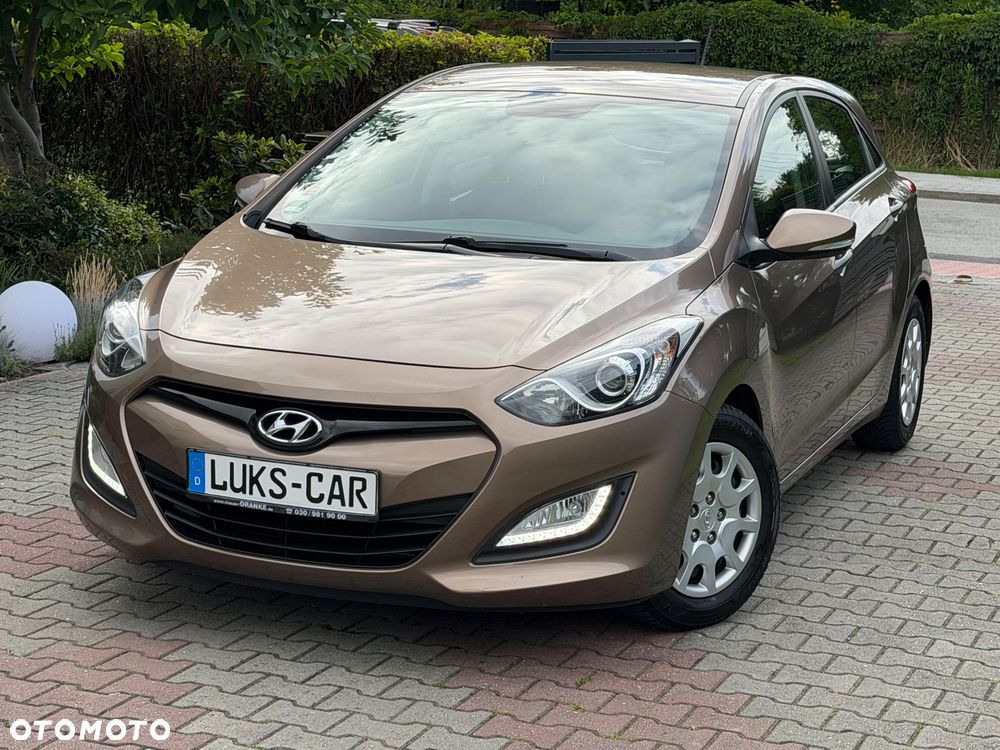 Hyundai i30 blue 1.4 Classic Navigation - 1