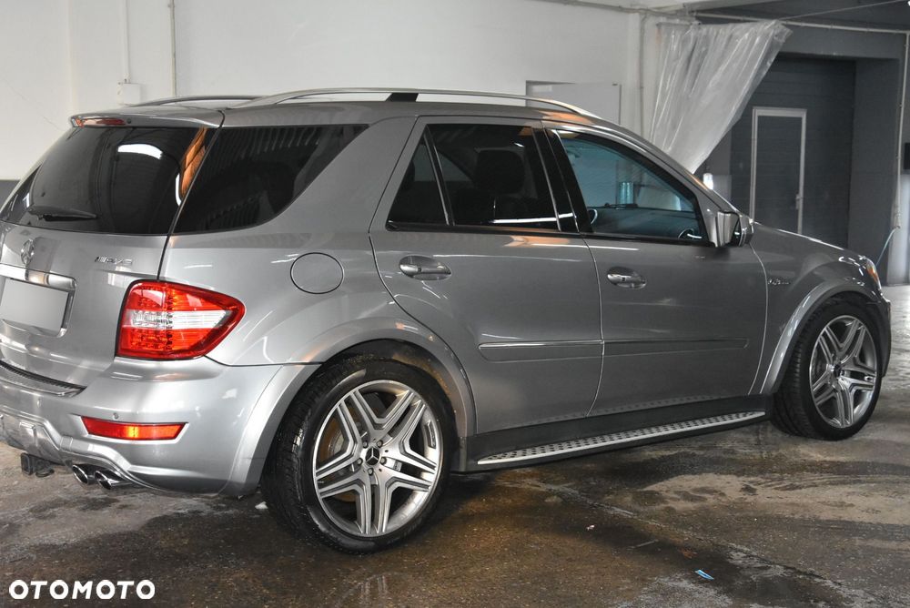 Mercedes-Benz ML 63 AMG 4-Matic - 4
