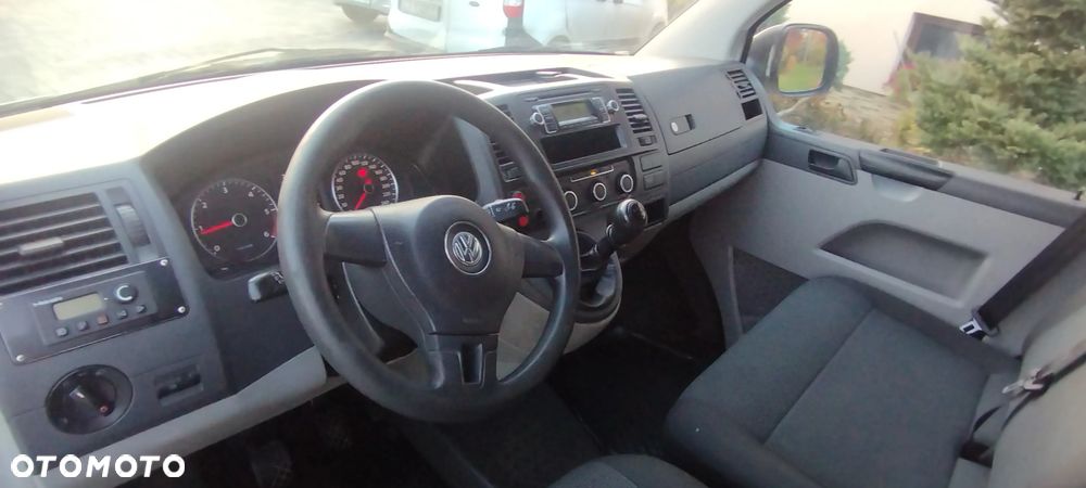 Volkswagen Transporter T5 - 11