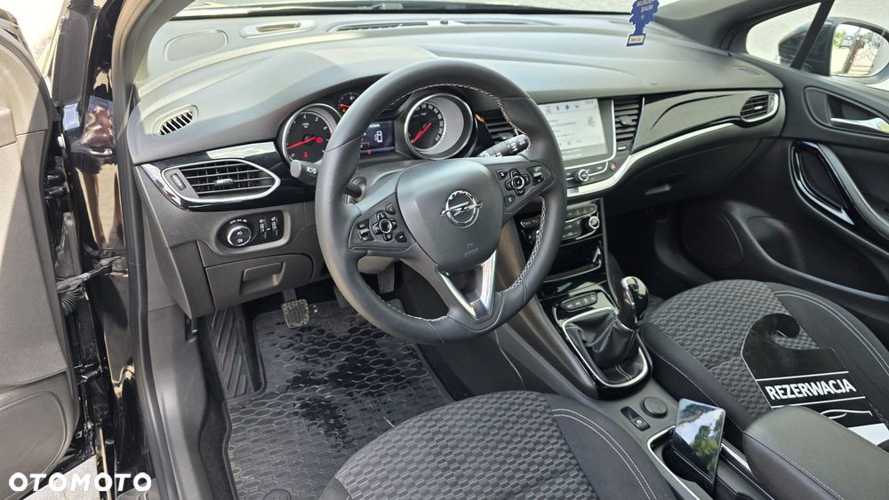Opel Astra 1.4 T Enjoy - 11