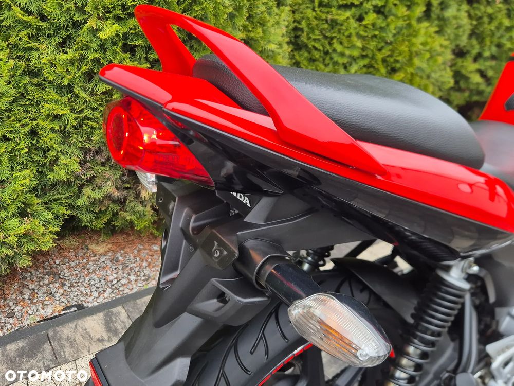 Honda CBF - 16