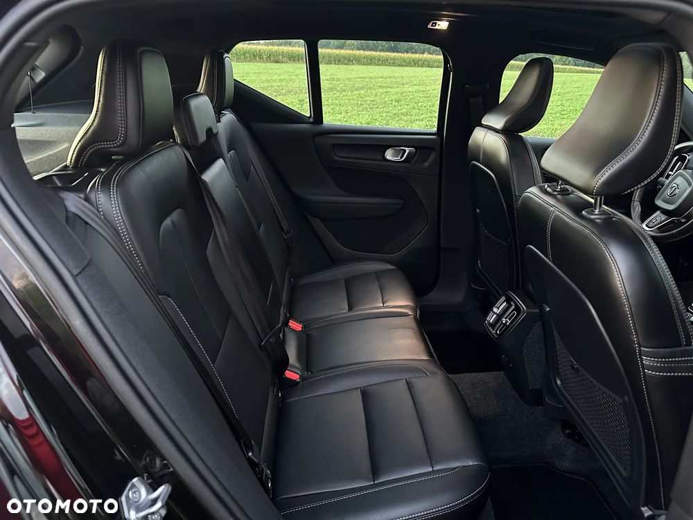 Volvo XC 40 D4 AWD Inscription - 19