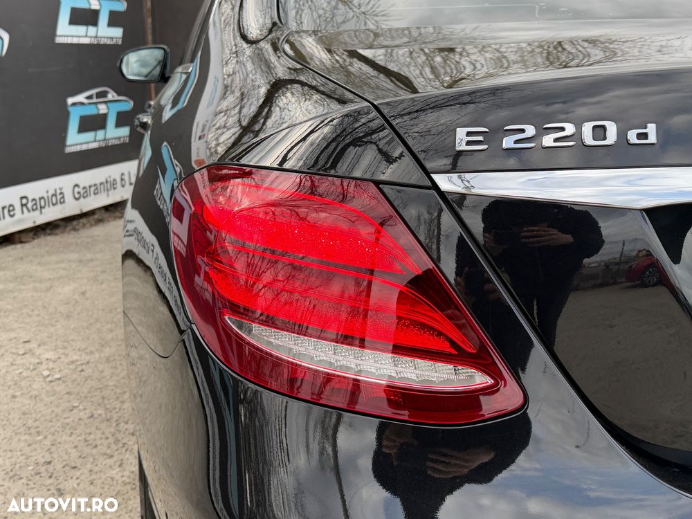Mercedes-Benz E 220 d 4Matic 9G-TRONIC Avantgarde - 30