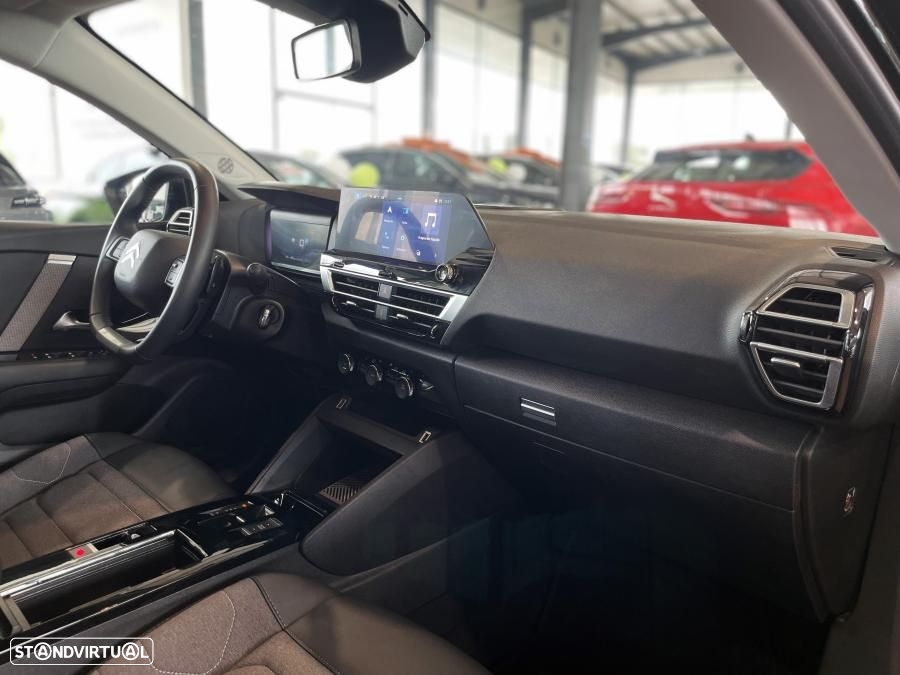 Citroën C4 X 1.2 PureTech Plus EAT8 - 26