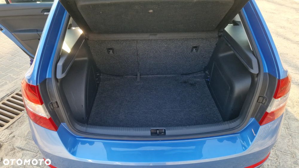 Skoda RAPID 1.6 TDI Elegance - 13