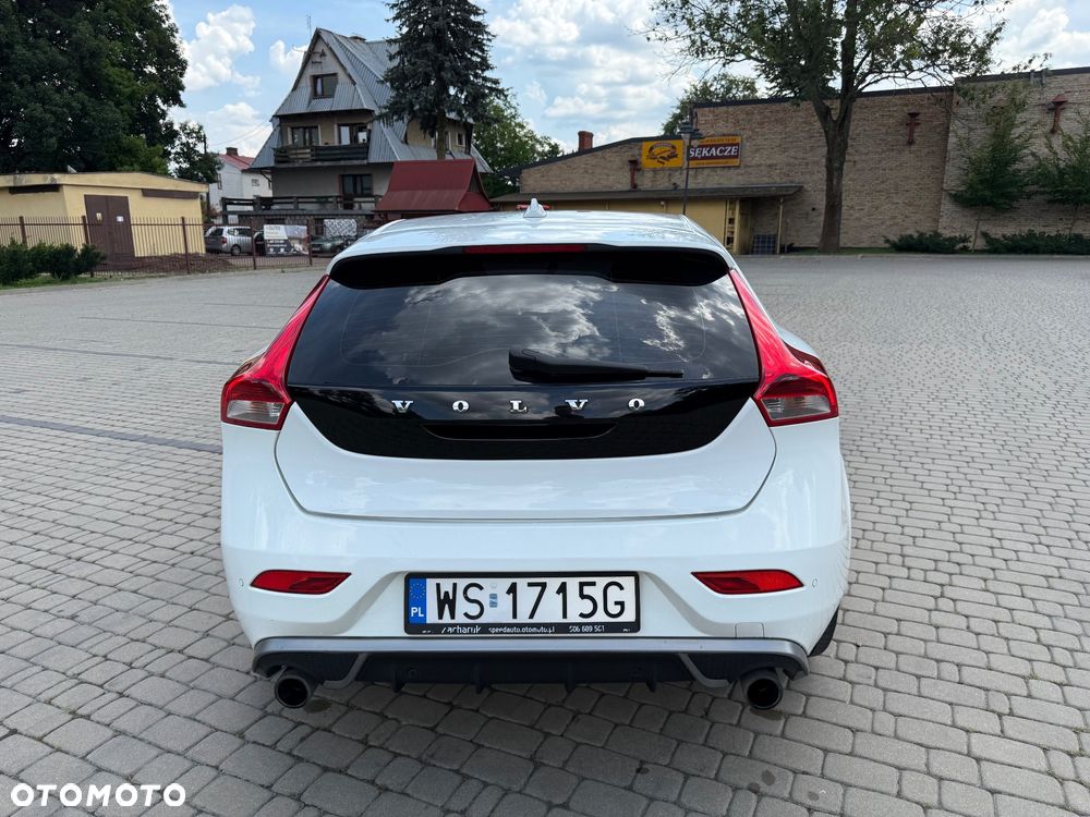 Volvo V40 D2 R-Design Summum - 15