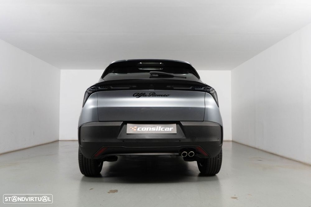 Alfa Romeo Junior 1.2 Intensa eDCT6 - 5