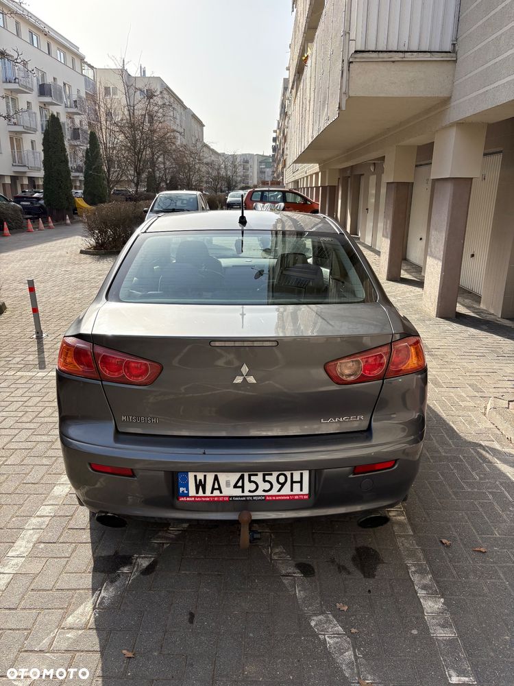 Mitsubishi Lancer 2.0 DI-D Intense - 12