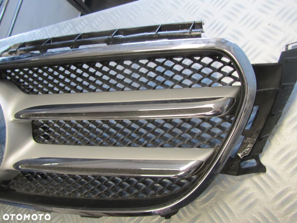 atrapa 2138880123 - 2