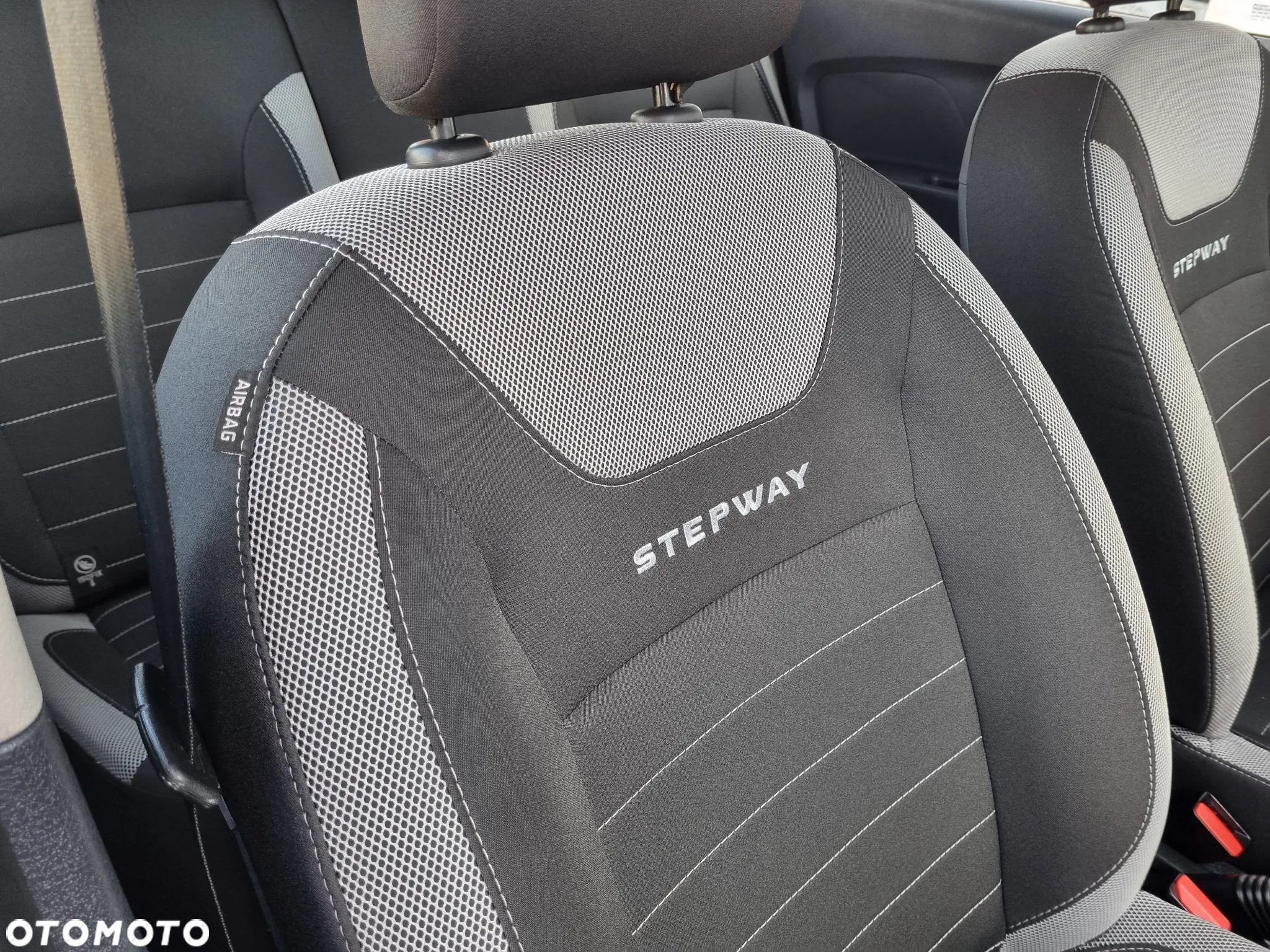 Dacia Sandero Stepway 0.9 TCe Laureate S&S - 18