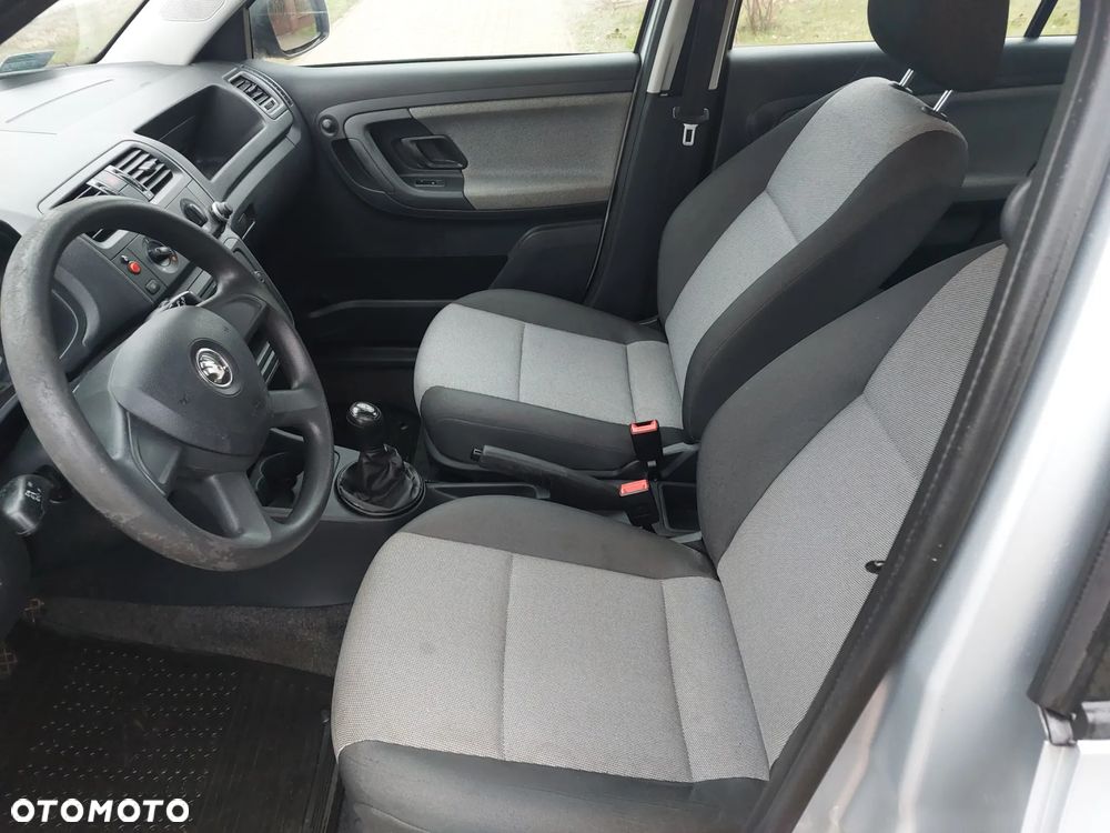 Skoda Fabia - 9