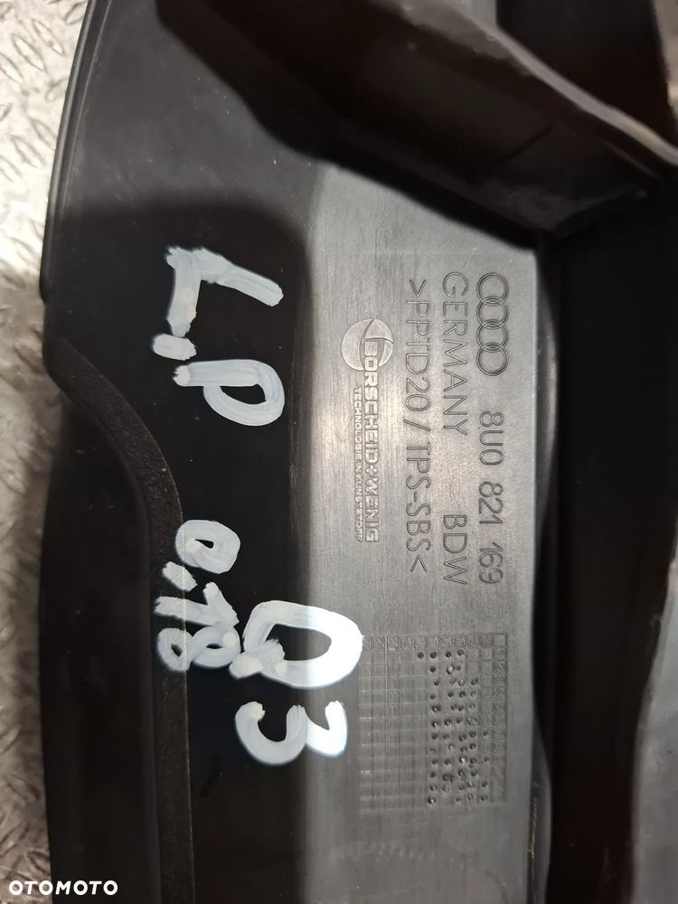 Wygłuszenie błotnika osłona lewy przód Audi Q3 Rok 2018 nr 8U0821169 - 2