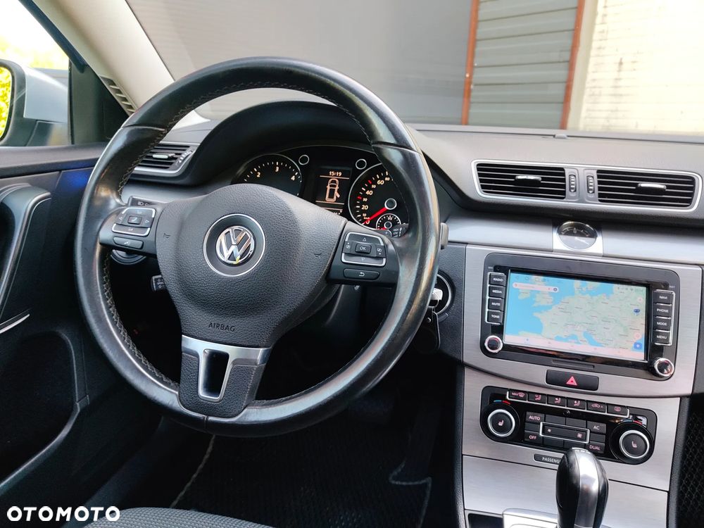 Volkswagen Passat 2.0 TDI Comfortline DSG - 7