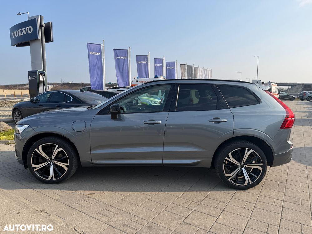 Volvo XC 60 T6 AWD AT PHEV Plus Dark - 11