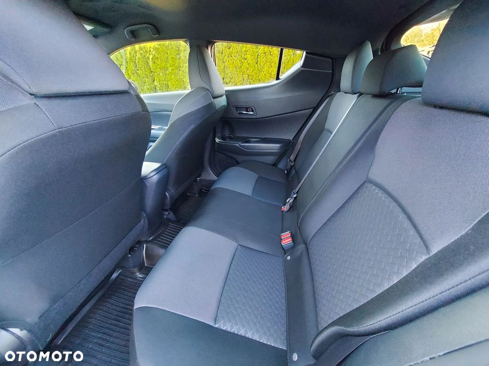 Toyota C-HR - 13