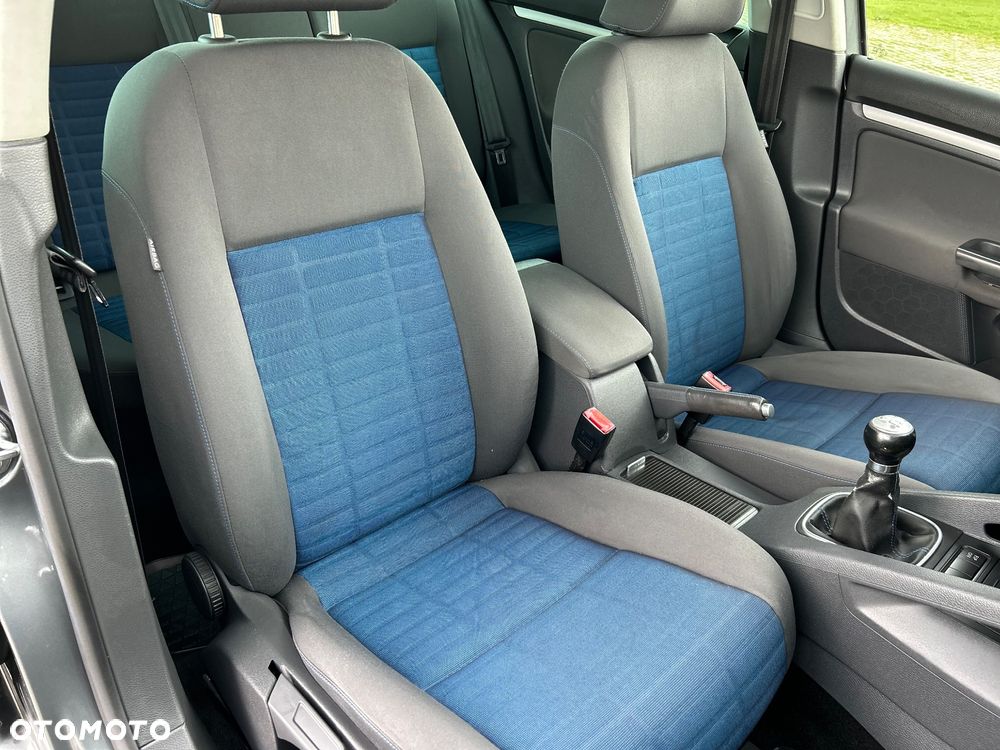 Volkswagen Golf 1.6 Tour Edition - 23