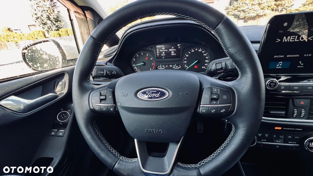 Ford Fiesta 1.1 S&S TITANIUM - 15