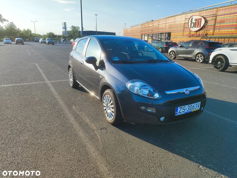 Fiat Punto Evo 1.4 8V Estiva Blue&Me Euro5 - 7