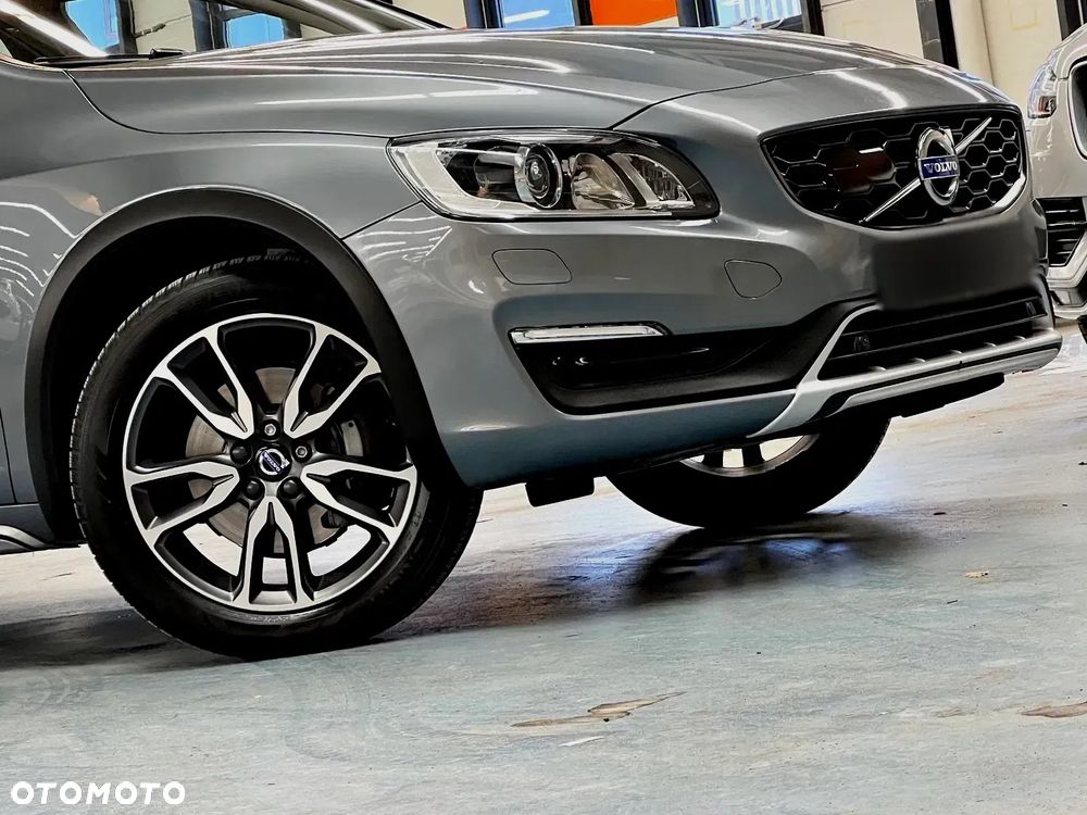 Volvo S60 D5 Summum - 17