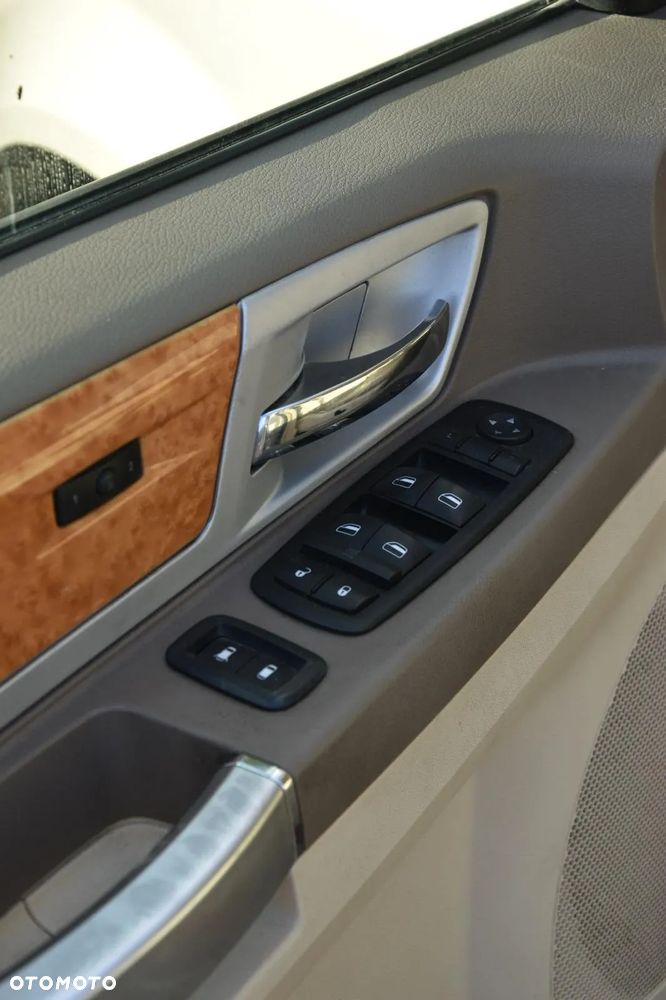 Chrysler Town & Country 4.0 Limited - 11