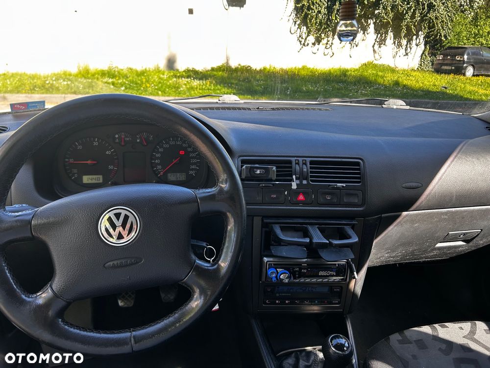 Volkswagen Bora Variant 1.9 TDI - 11
