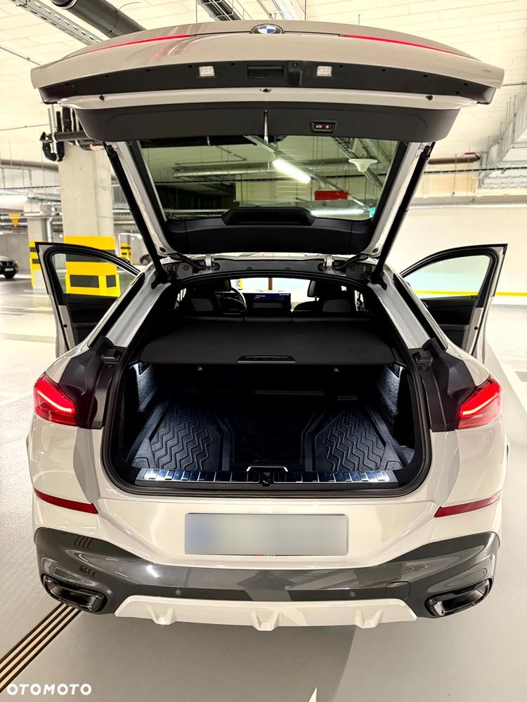 BMW X6 xDrive30d - 10
