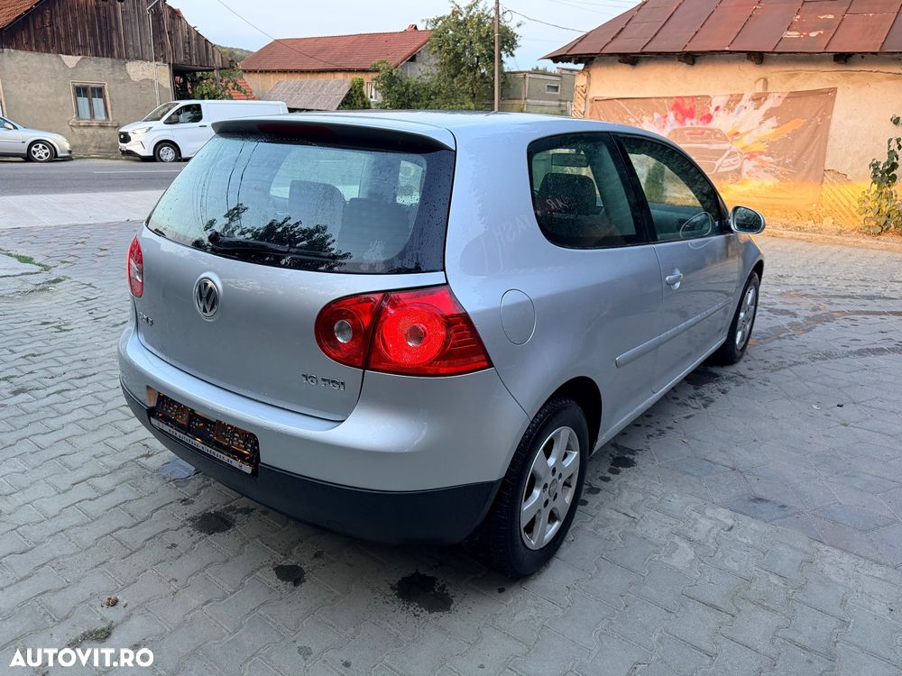 Volkswagen Golf 1.6 Trendline - 3