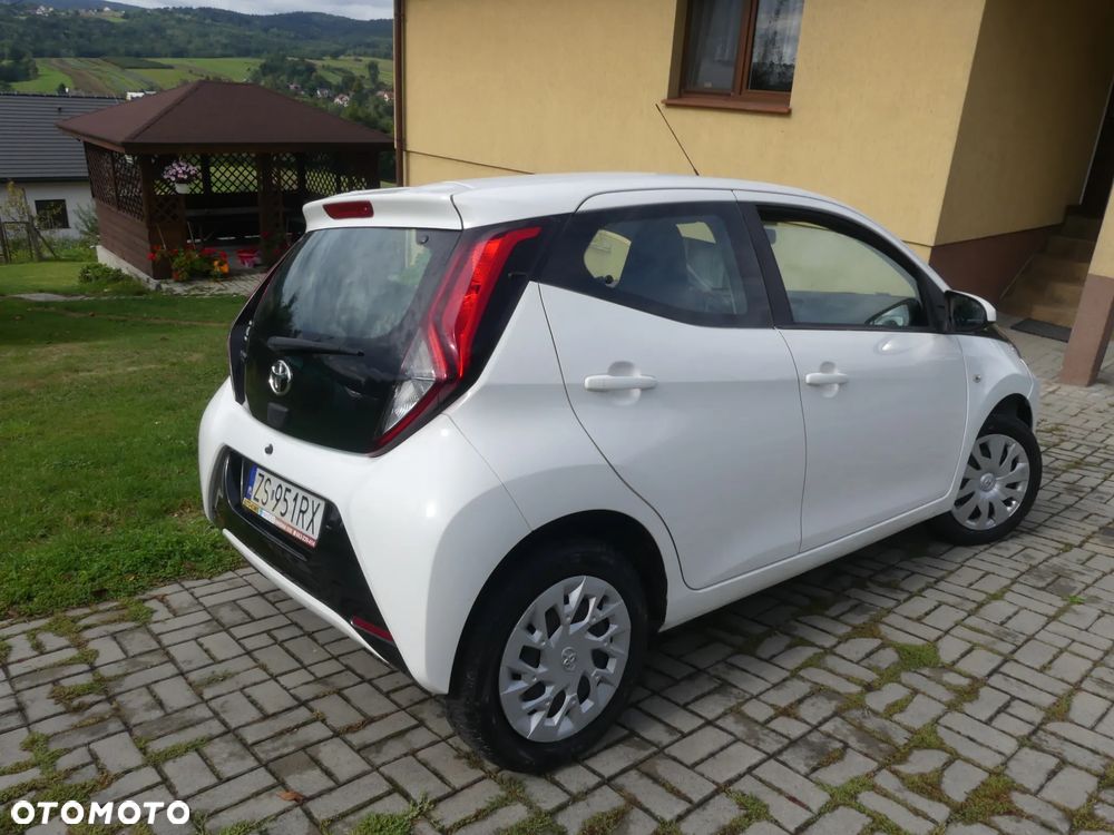 Toyota Aygo x-play - 29