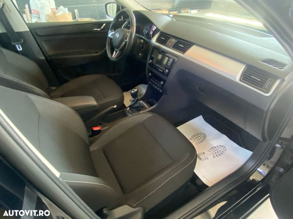 Skoda RAPID 1.4 TDI Ambition - 11