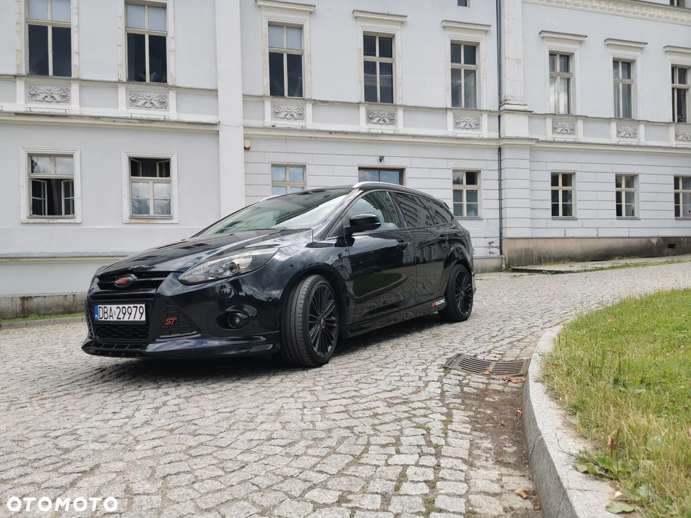 Ford Focus - 1