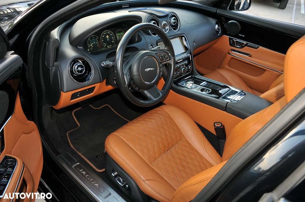 Jaguar XJ 30d LWB Portfolio - 5