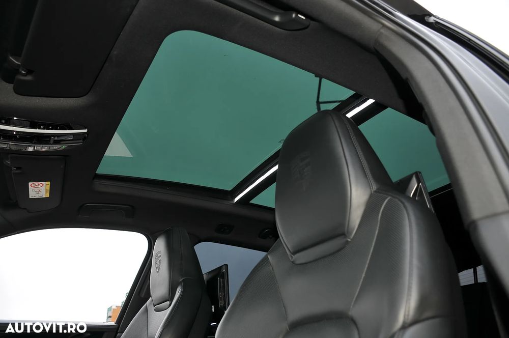 Porsche Cayenne - 17