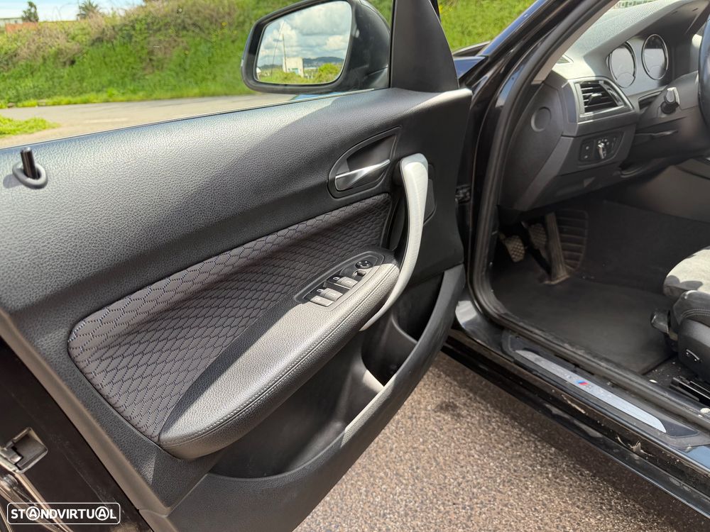 BMW 116 d Pack M - 22