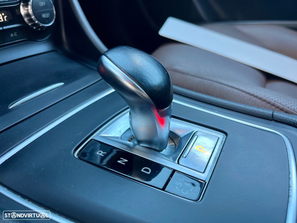 Mercedes-Benz CLA 45 AMG 4Matic 7G-DCT Orange Art Edition - 18