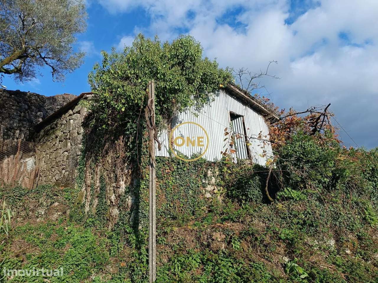 Terreno com Ruína p/Reconstrução, em Cibões, Terras de Bouro - Grande imagem: 5/10