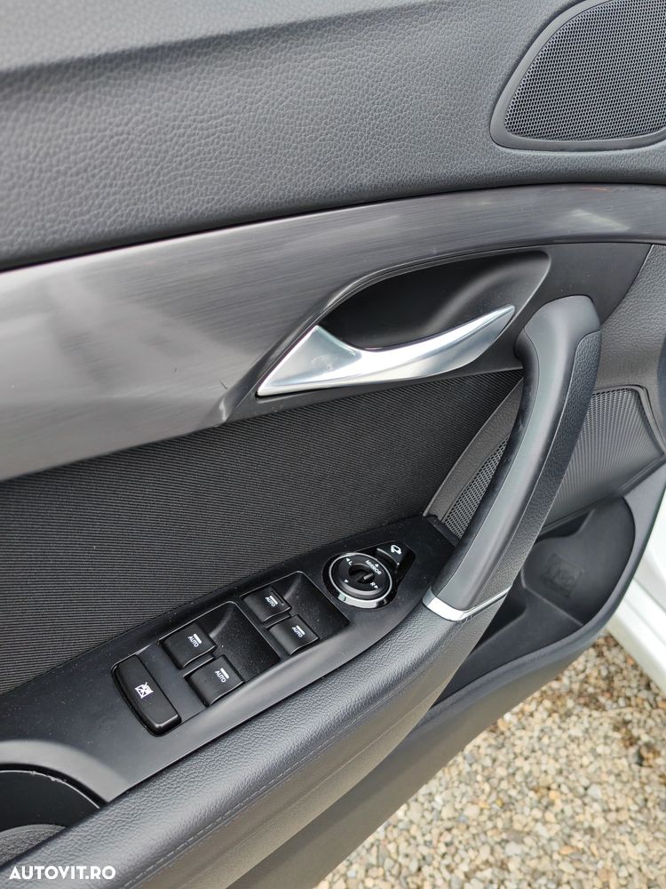 Hyundai i40 Kombi 1.7 CRDi DCT Style - 41