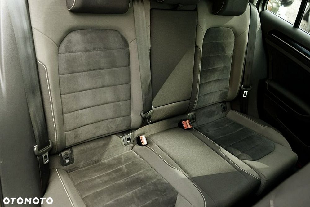 Volkswagen Golf 1.6 BlueTDI Trendline - 19