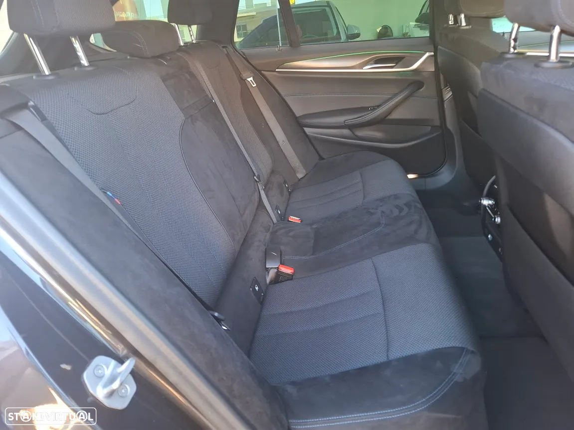 BMW 520 d Touring Aut. M Sport Edition - 38