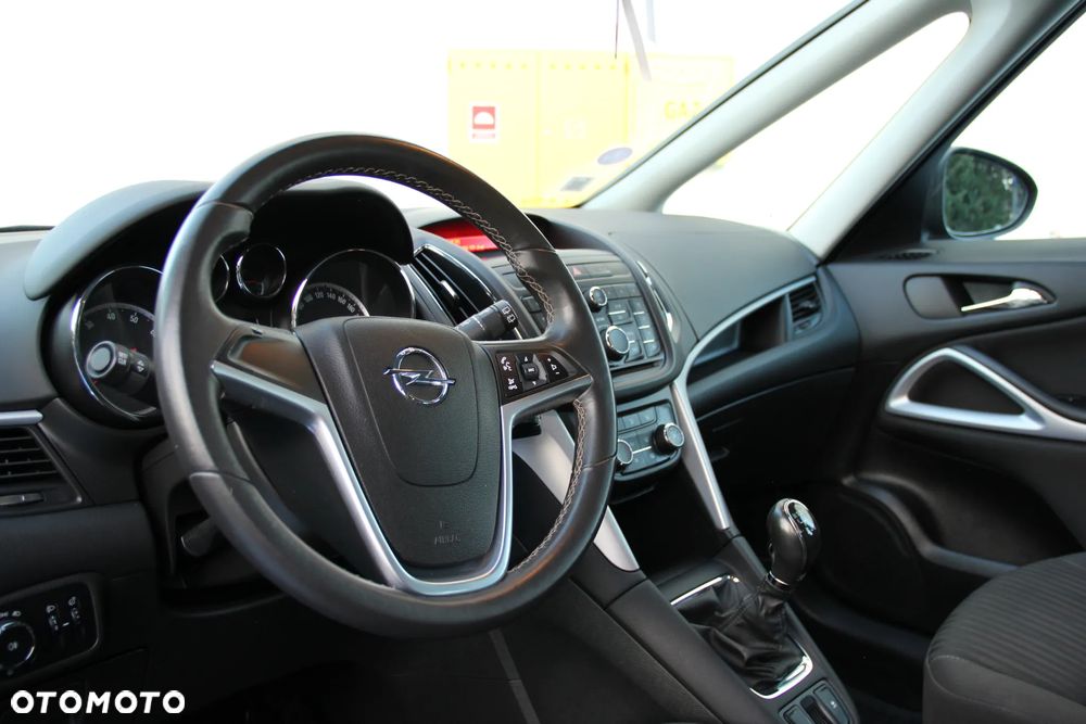 Opel Zafira Tourer 1.4 Turbo Edition - 10