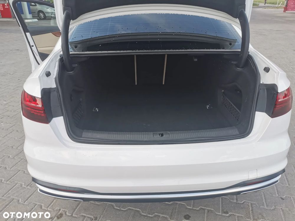Audi A4 Limousine 40 TFSI S tronic S line - 13