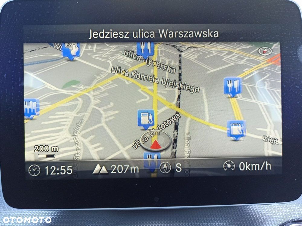 Mercedes-Benz GLA - 27