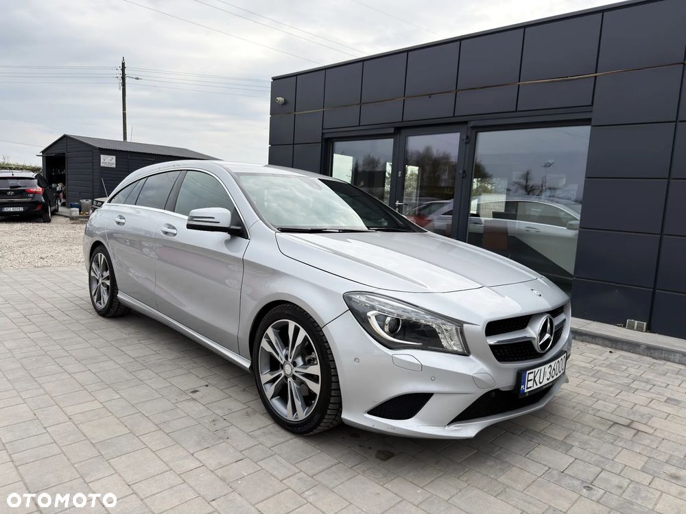 Mercedes-Benz CLA 200 d 7G-DCT - 14