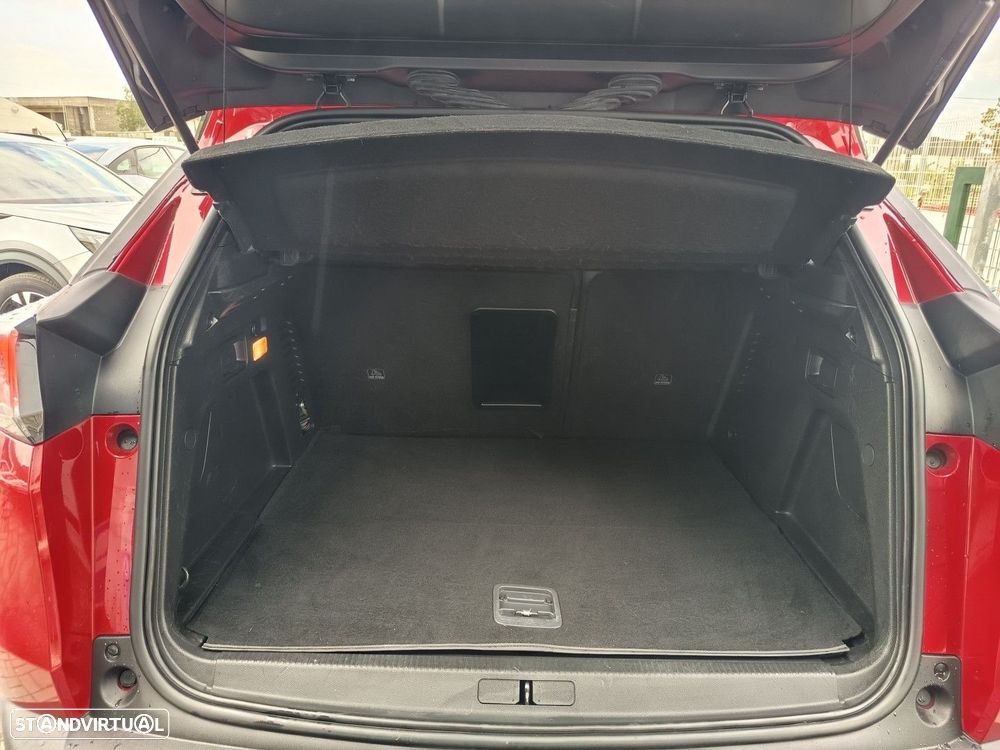 Peugeot 3008 1.6 Hybrid Allure e-EAT8 - 12