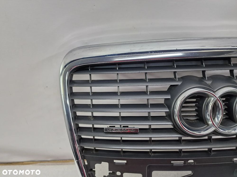 AUDI A6 C6 4F0 04- ATRAPA / GRILL PRZEDNI PRZÓD , NR 4F0853651 , NR AUKCJI GL397(D) - 2