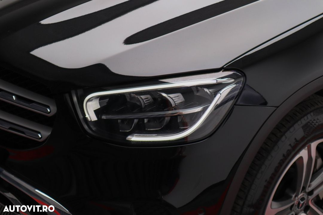 Mercedes-Benz GLC 300 e 4Matic 9G-TRONIC - 12